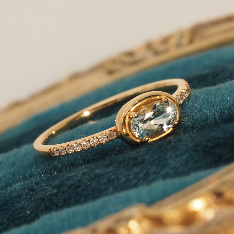 18K Gold The Aquamarine Oval Diamond Band Ring - แหวนทั่วไป - เครื่องประดับ 