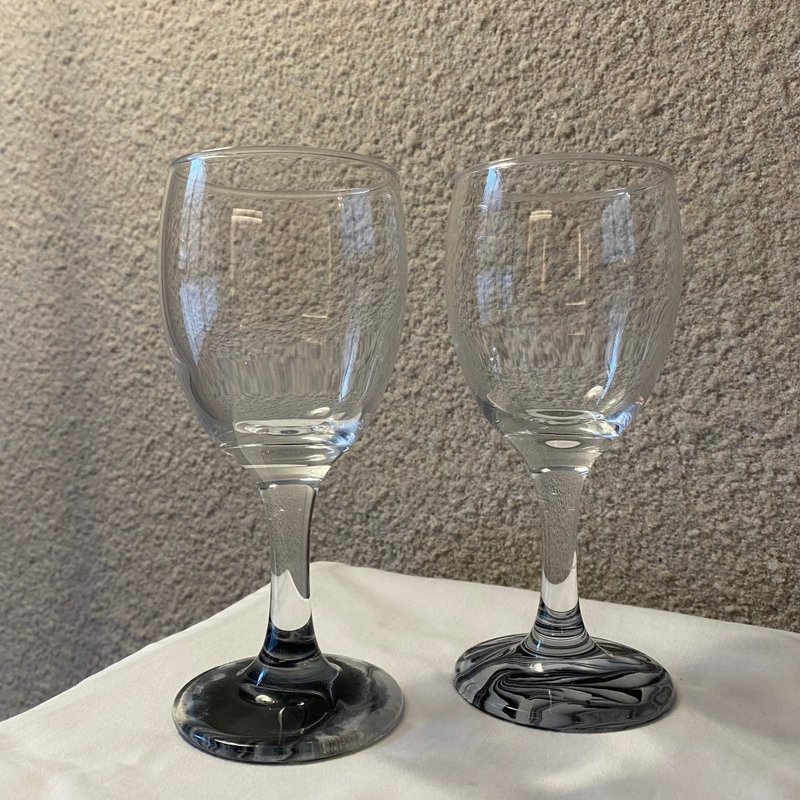 【 漩光之刻 | 墨霧灰 】手作葡萄酒杯 紅酒杯 2入 - 酒杯/酒器 - 玻璃 