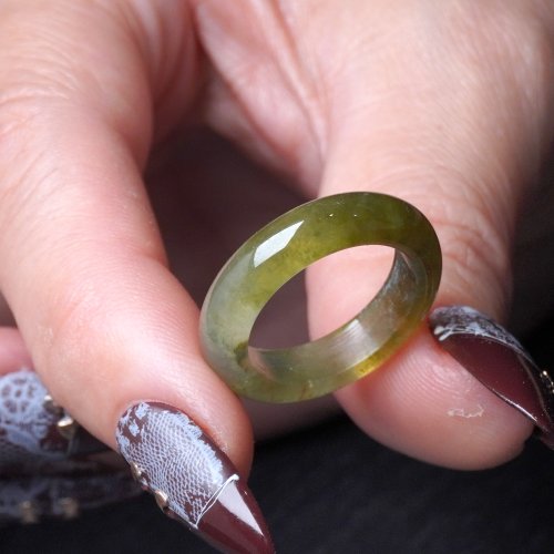 瓔珞珠寶盒 E.L.Jewelry Box 冰種飄黃花翡翠戒指戒圈 | 國際12圍 | 天然緬甸玉翡翠A貨 | 送禮