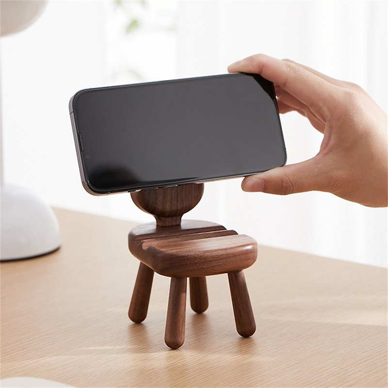 Black walnut wooden mobile phone holder desktop lazy mobile phone holder for watching drama online class assistant cute gift - ที่ตั้งมือถือ - ไม้ 
