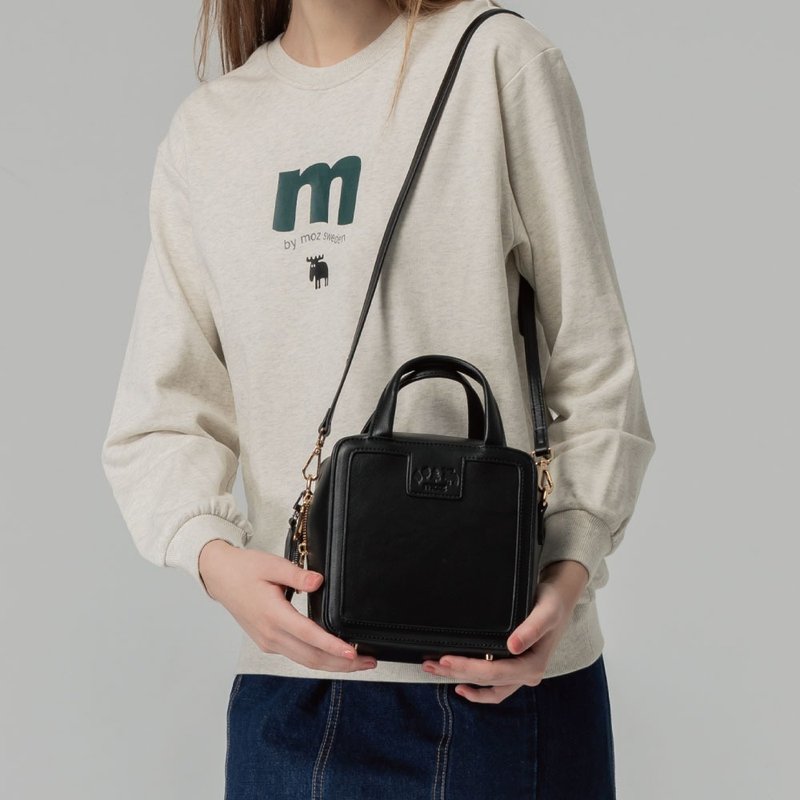 moz Swedish moose water-repellent leather square bag (black) - กระเป๋าแมสเซนเจอร์ - วัสดุกันนำ้ สีดำ