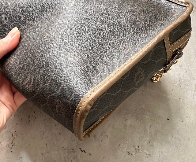 Dior discount hand clutch