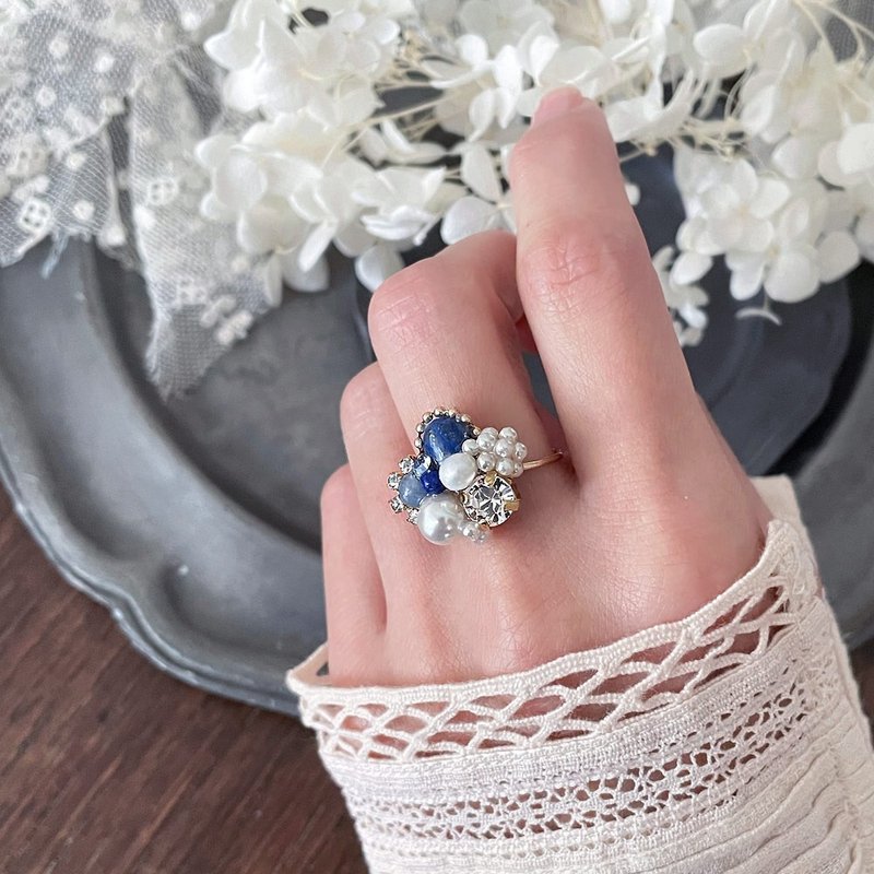 Lapis lazuli and vintage pearl bead bijou ring/metal hypoallergenic/December birthstone - แหวนทั่วไป - เครื่องเพชรพลอย สีน้ำเงิน