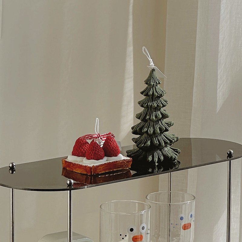 Christmas tree in winter: Christmas tree candles: Christmas only - เทียน/เชิงเทียน - ขี้ผึ้ง 