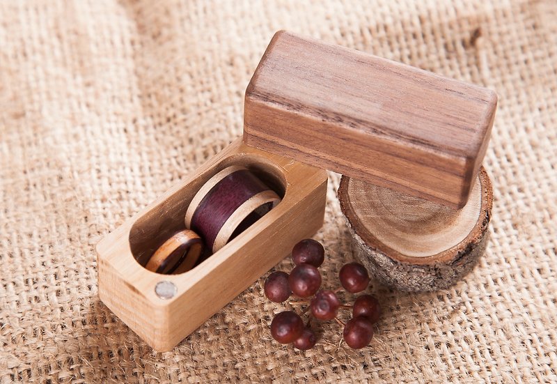 Valentine's Day Valentine's Day │ simple love _ ring │ attached box - Couples' Rings - Wood Brown