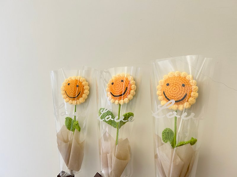 [About Floral Art│Single Sunflower Knitted Bouquet] Knitted Flower Sunflower Graduation Bouquet - Dried Flowers & Bouquets - Cotton & Hemp Orange