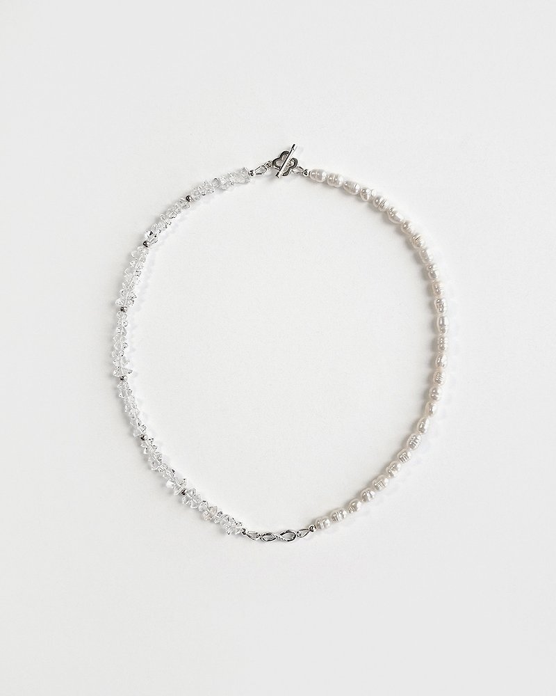 Herkimer Diamond and Freshwater Pearl Short Necklace. - สร้อยคอ - ไข่มุก ขาว