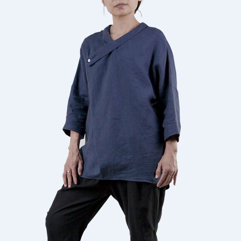 翻式斜領衫  亞麻 | 莫蘭迪藍色 - 女上衣/長袖上衣 - 棉．麻 