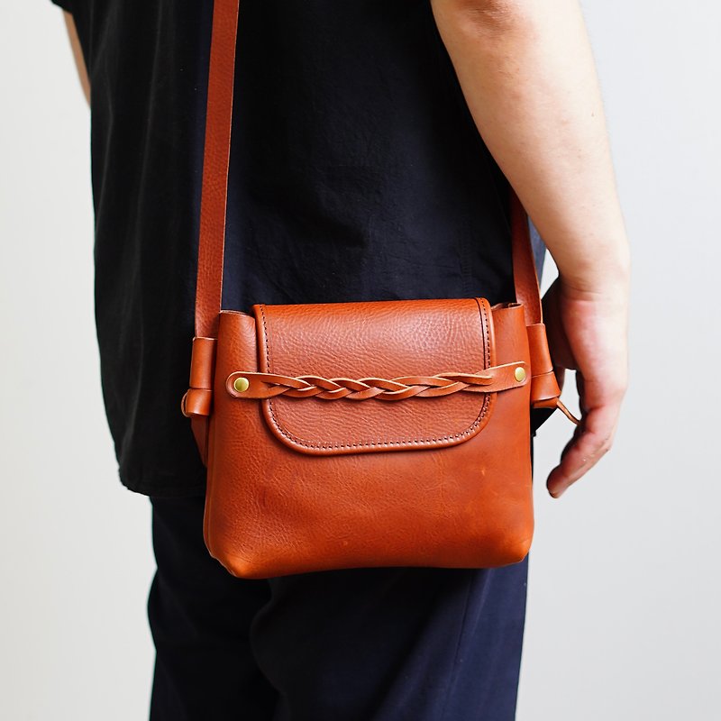 Sacoche Shoulder Bag Crossbody Bag Shoulder Bag Leather Italian Leather Leather - Messenger Bags & Sling Bags - Genuine Leather Brown