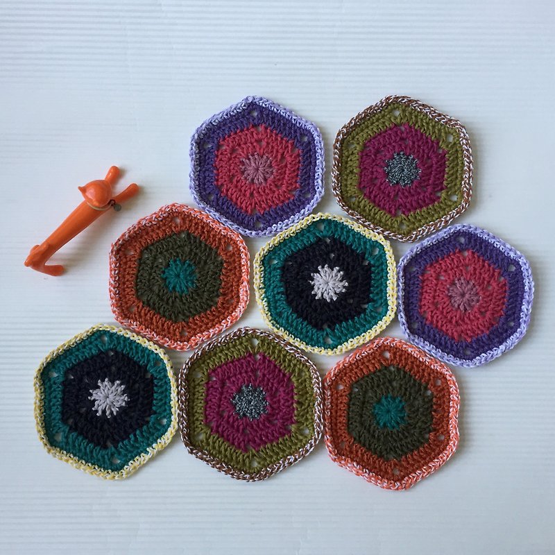 Crochet coaster  |  Classic granny hexagon  |  4 colour combinations  - Coasters - Paper Multicolor