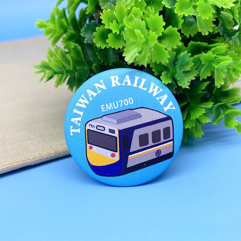 【Authorized by Taiwan Railway】EMU700－Round Badge Pin Cultural and Creative Small Object - Badges & Pins - Plastic Blue