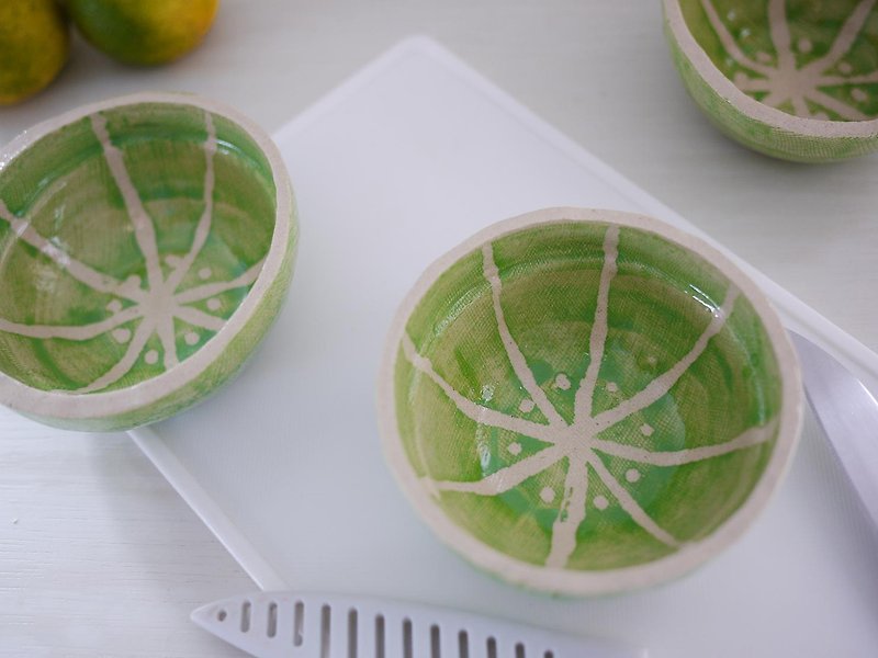Small bowl of fruits [lime] - จานเล็ก - ดินเผา สีเขียว