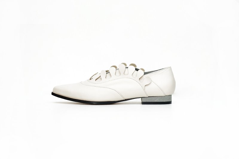 ZOODY/Flytrap/Handmade Shoes/Pointed Toe Shape Bag Shoes/White - รองเท้าหนังผู้หญิง - หนังแท้ ขาว