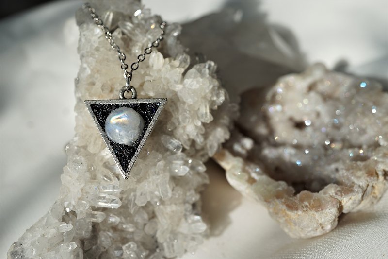 Crushed Hematite Moonstone Triangle Necklace - Necklaces - Gemstone White