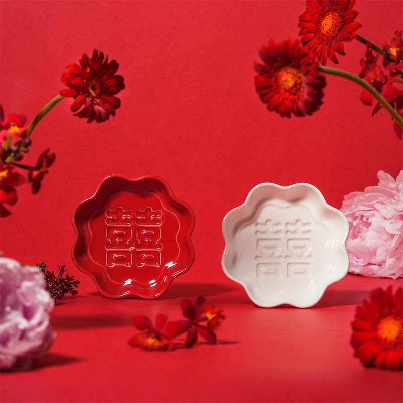 [Classic re-presented with retro style] Hanami 囍囍 developed soy sauce dish gift box set - Small Plates & Saucers - Porcelain Red