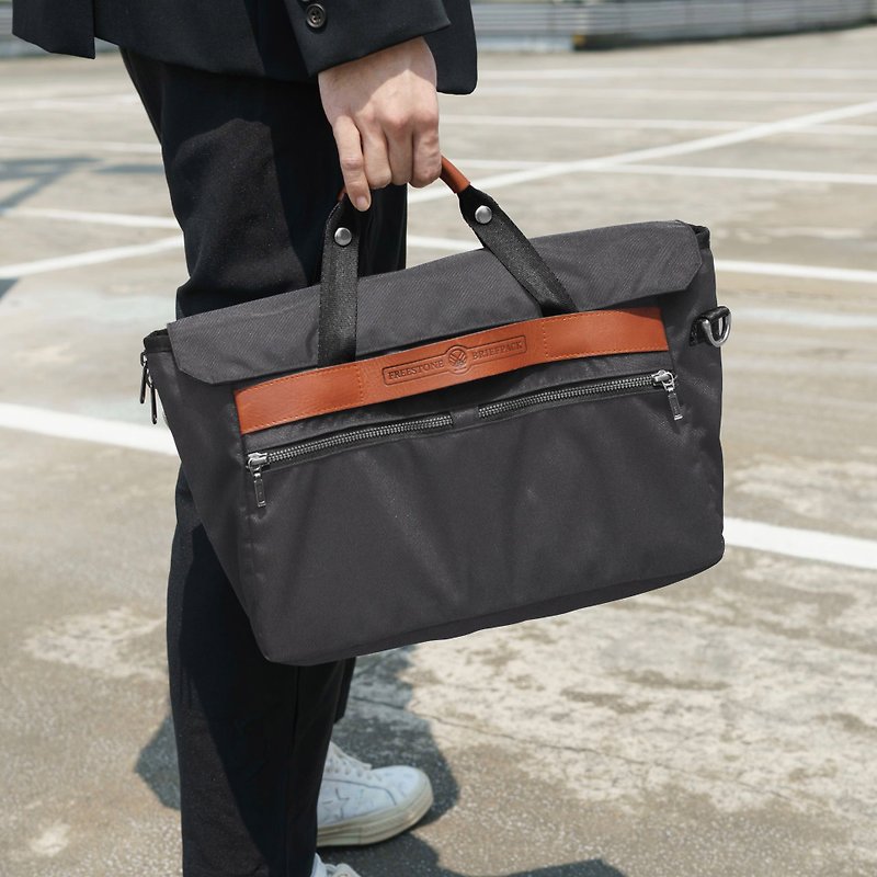 Briefpack - Moon Rock Grey 2-way commuter briefcase - กระเป๋าเอกสาร - หนังแท้ สีเทา