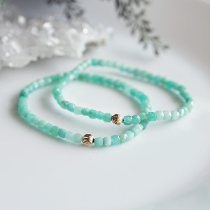 Emerald Strand Bracelet Rafael - สร้อยข้อมือ - เครื่องเพชรพลอย สีเขียว