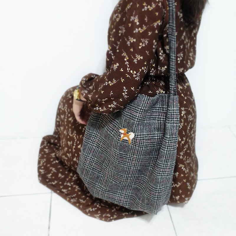 [Q-cute] bag series - Maugzai Shiba, Shiqi, Keji - Messenger Bags & Sling Bags - Other Materials Multicolor