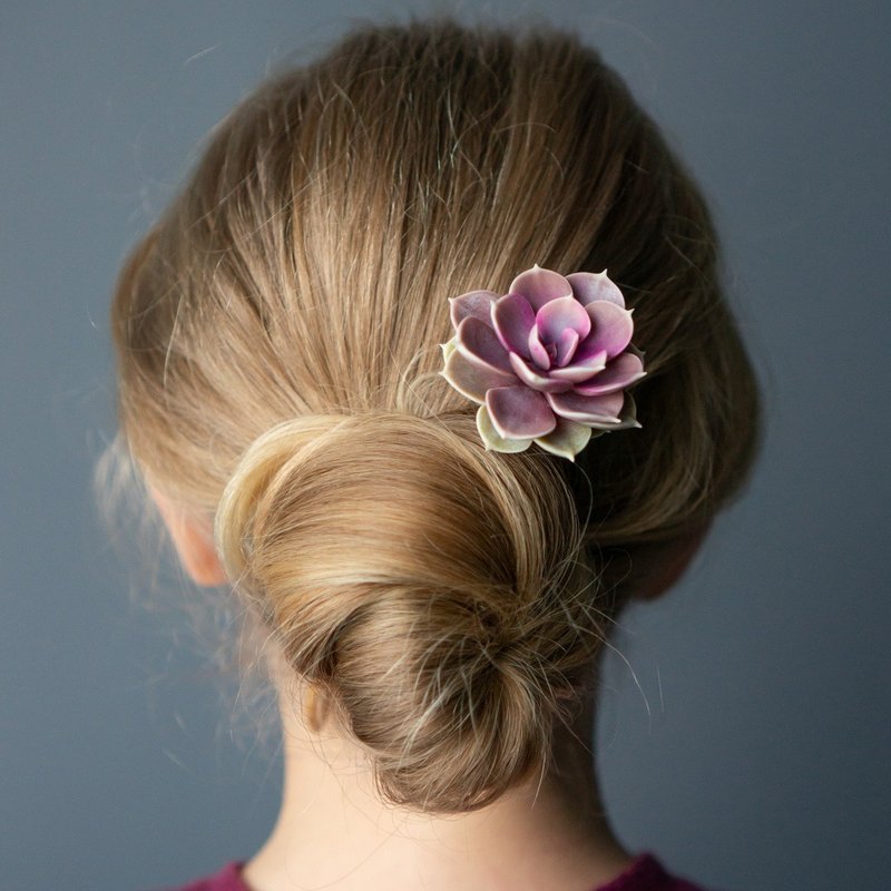 Wooden hair stick with pink Echeveria PVN - 髮圈/髮夾 - 其他材質 