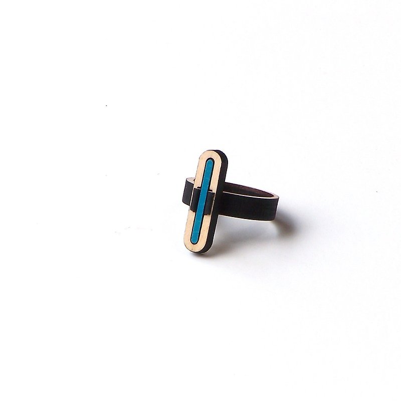 Stylish laser cut wooden ring - model 4/2 - 戒指 - 木頭 藍色