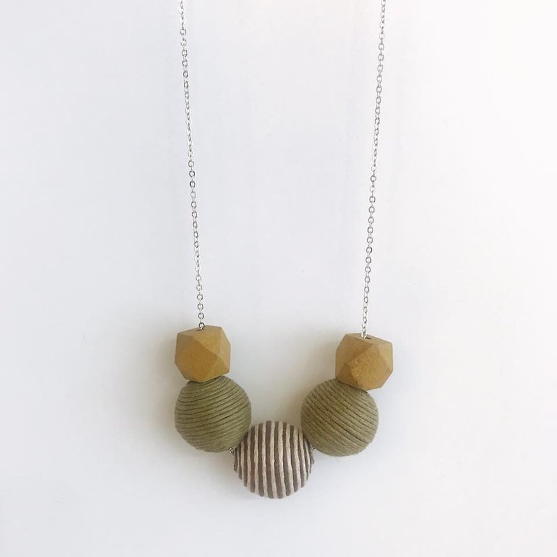 Brown  Wooden Ball Necklace Birthday Gift Bridesmaid Gift - Chokers - Wood Brown