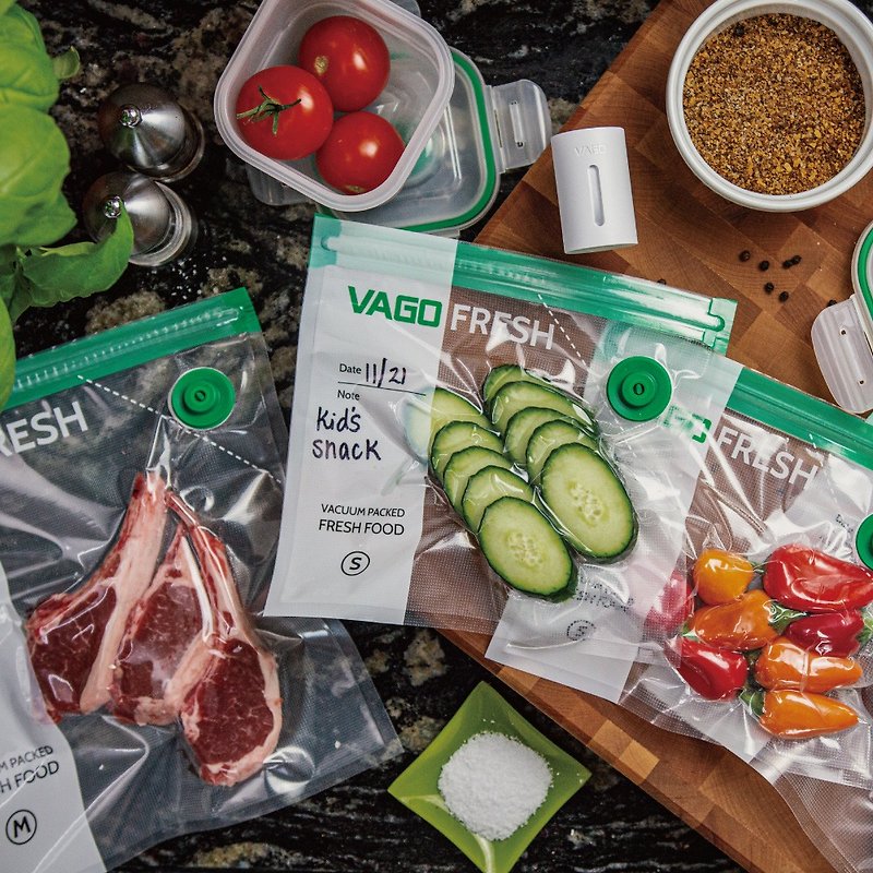VAGO FRESH 食物保鮮烹飪真空機禮盒組 真空機+真空盒+食物真空袋 - 廚具 - 塑膠 白色