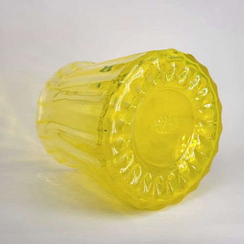 ガラス　手造り花器　黄色 0_5476c3de3b33b1a46ec87f44a50d