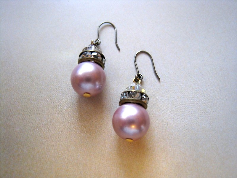 Silky Pearl & Swarovski Crystal Pierced Earrings / R : Pink - 耳環/耳夾 - 水晶 粉紅色