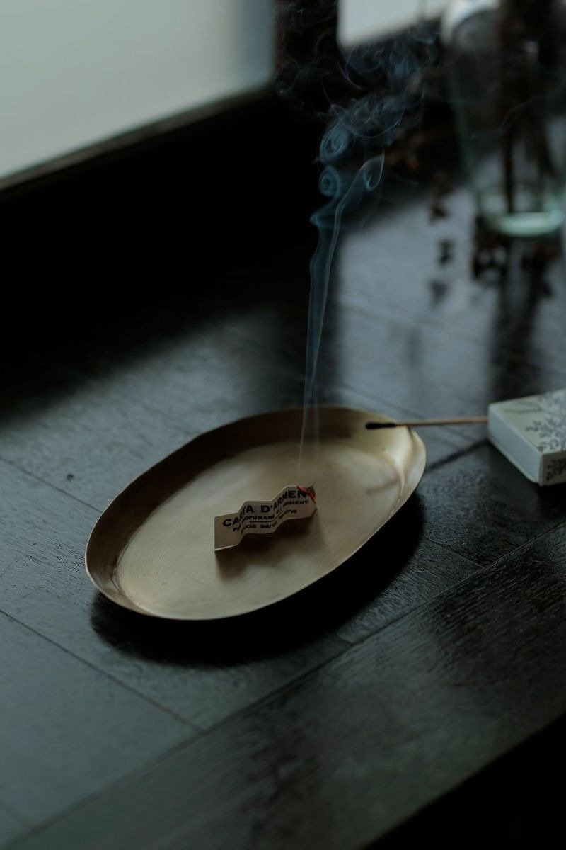 日本 Fog Linen Work - ハンドメイド オーバル真鍮トレイ/小物入れ - 置物 - 銅・真鍮 ゴールド