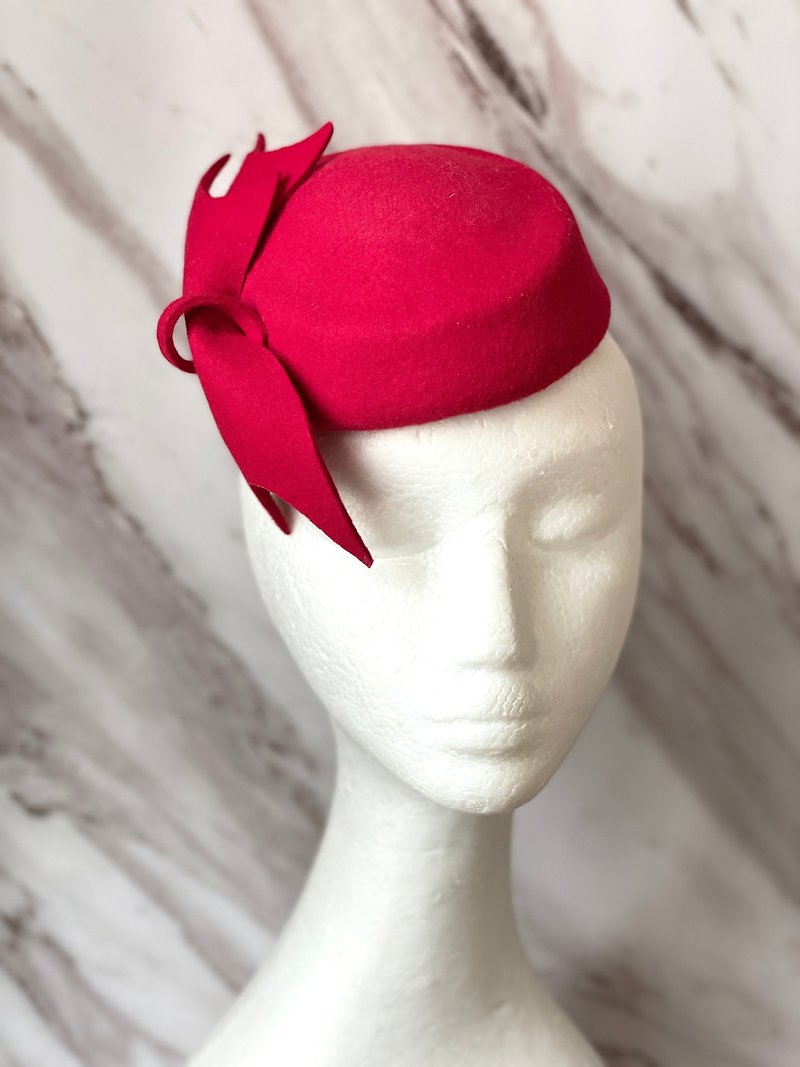 Red felt hat - Hats & Caps - Wool Red
