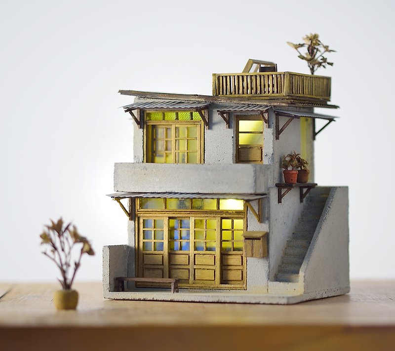 Creation of an Cement house--a two-story old house with skylights - Items for Display - Cement Brown
