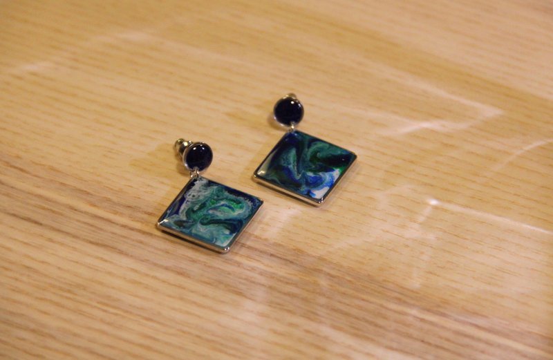 Classic Square-Deep in the Green Forest - Earrings & Clip-ons - Resin Green