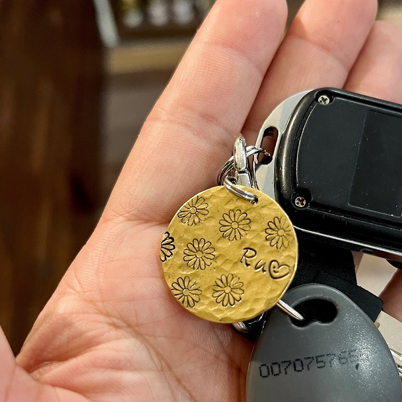 I am Sunflower Customized Keychain Metal Tag Super Lightweight - Keychains - Copper & Brass 