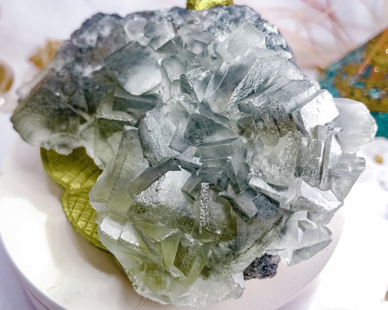 【莫蘭迪藍幾何螢石】 水晶原礦 辦公室療癒小物 - 擺飾/家飾品 - 水晶 藍色