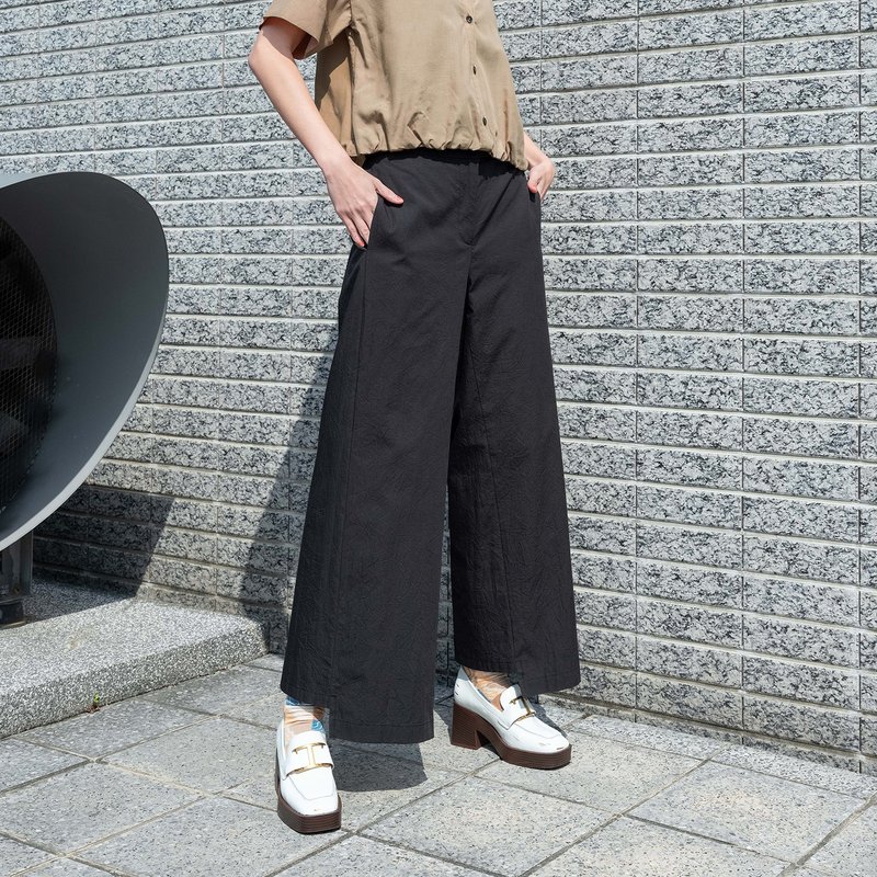 High-low hem embossed wide pants - กางเกงขายาว - ผ้าฝ้าย/ผ้าลินิน สีดำ