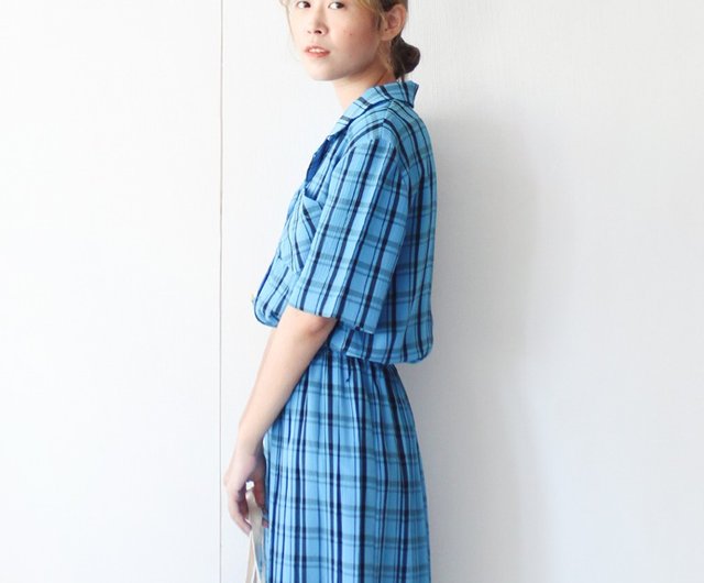 Early autumn American 90s retro simple plaid print water blue