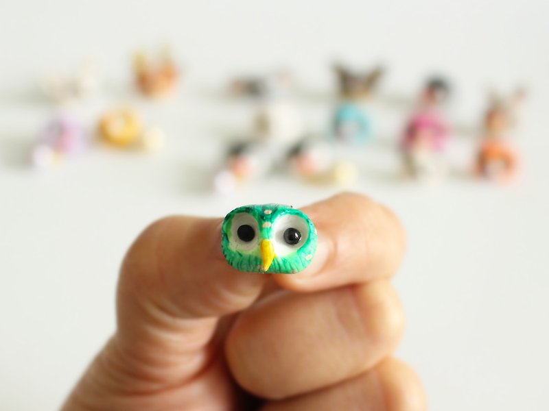 Owl Earring - single earrings - ต่างหู - ดินเผา สีเขียว