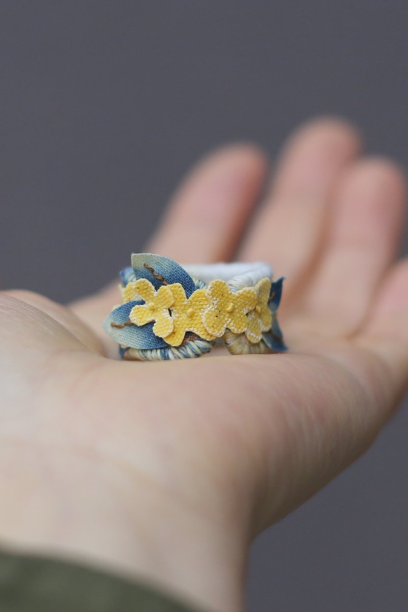 Yiran Zhi Original | Plant-Dyed Cotton & Linen | Fully Hand-stitched | Laurel Ring | Custom Order - General Rings - Cotton & Hemp Multicolor