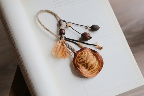 No.8-オリジナルハンドメイド＆植物シェル｜ブルー彫刻チベット組紐｜1点1点写真