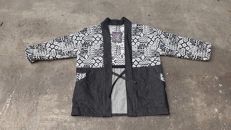 AMIN'S SHINY WORLD handmade KIMONO stitching black original cow denim jacquard blouse coat - Men's Coats & Jackets - Cotton & Hemp Black