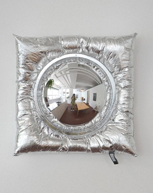 ミラー・鏡・姿見 [DOKIDOKI] Egg Toast Mirror Small (2 Colors) Egg Toast Mirror _ 2color - Shop DOKIDOKI Other - Pinkoi