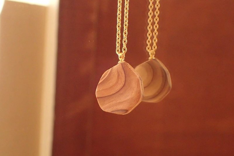 nanakaku necklace - Necklaces - Wood Brown