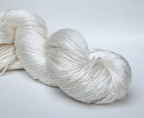 IRIS 100% mulberry silk undyed yarn, sock weight yarn, 100g skein