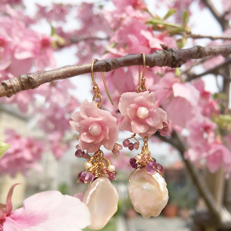 Handmade jewelry cherry pearl earrings can be disassembled and worn - ต่างหู - เครื่องเพชรพลอย สึชมพู