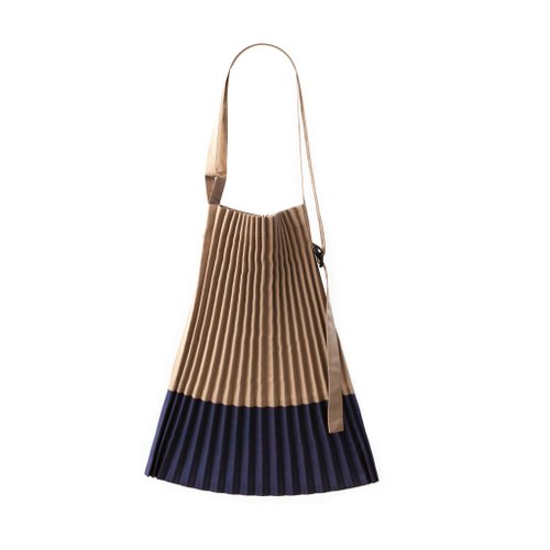 Errorism * Pleated colour blocking 2 way(s) bag