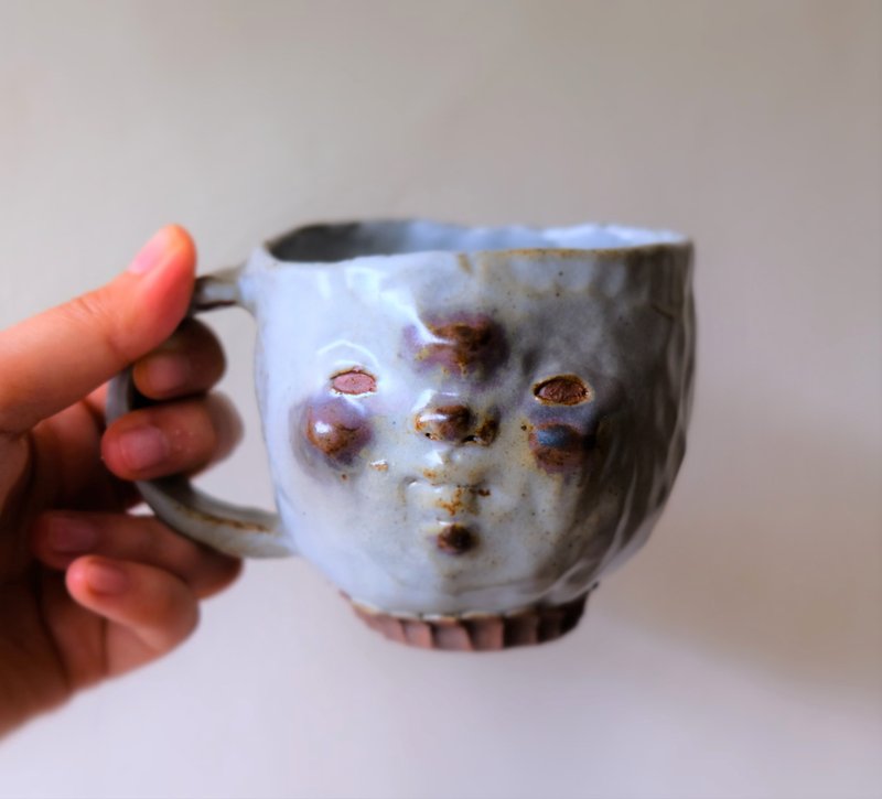 不耐寒的冰凍雙頰-手作/手捏/陶杯 - 茶壺/茶杯/茶具 - 陶 銀色