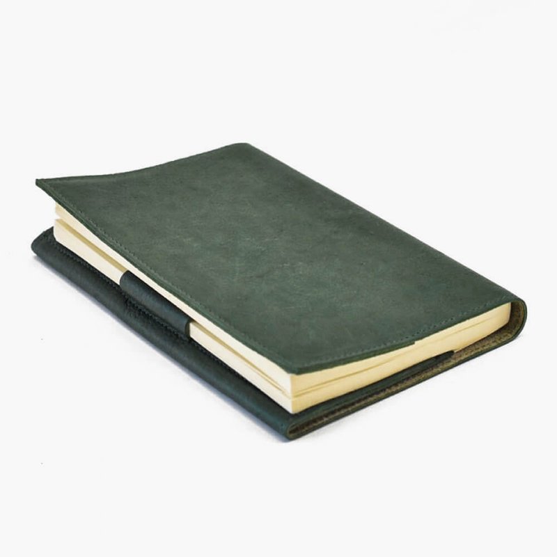 本革ブックカバー A6サイズ 柔らかいヌメ革  厚み調整可能 book cover 牛革 本革 ベジタブルタンニン【Green】HAK059 - 化妝包/收納袋 - 真皮 綠色