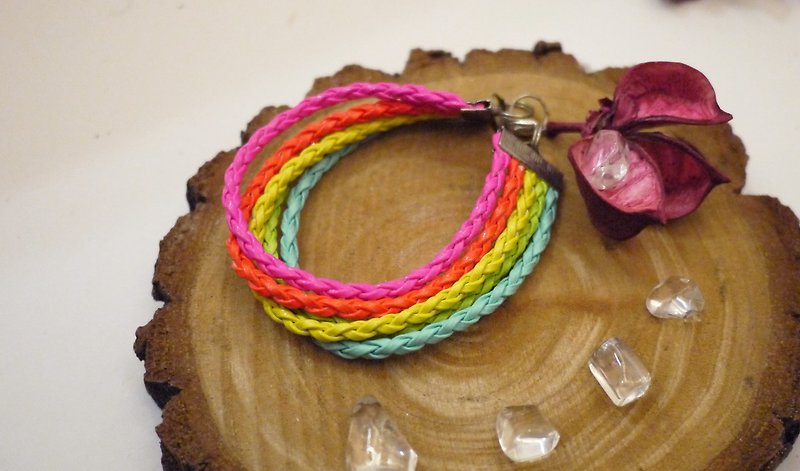 Rainbow imitation leather rope braided bracelet - สร้อยข้อมือ - วัสดุอื่นๆ หลากหลายสี