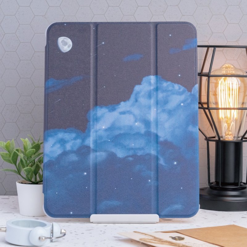 含贈品 | iPad 霧面軟底軟邊氣囊保護殼【藍雲層】左側筆槽款 - 平板/電腦保護殼/保護貼 - 其他材質 藍色