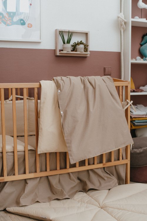 Beige crib clearance bedding set